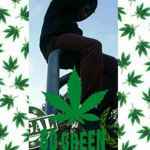 Meet your Posher, Dustin